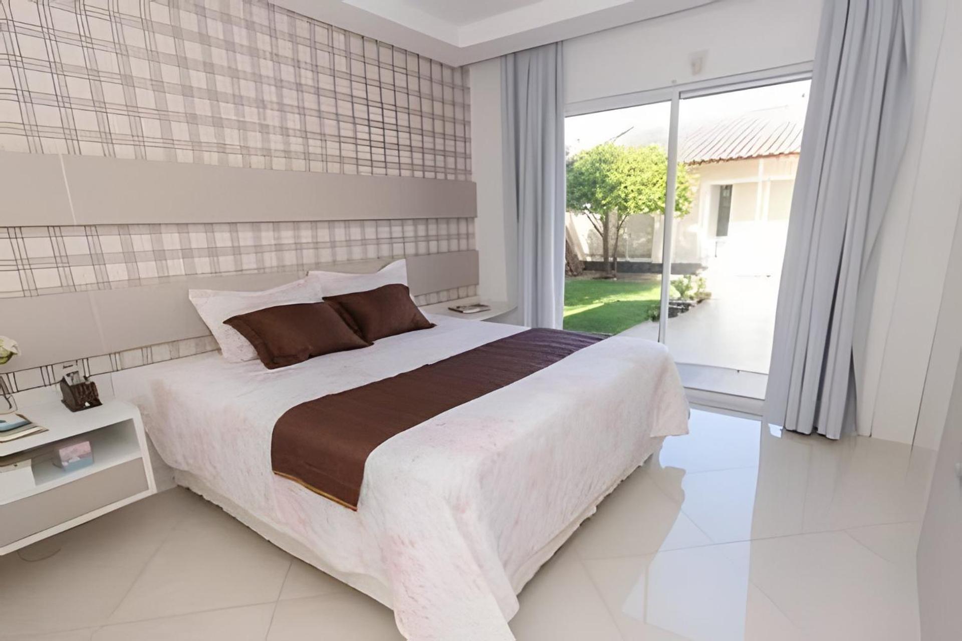 Sobrado Com 5 Suite 1 Quarto Piscina Churraqueira Ar Ate 20 Hospede Foz do Iguacu Luaran gambar